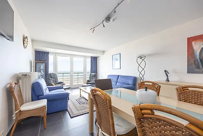 Studio op de 3e verdieping met fenomenaal...