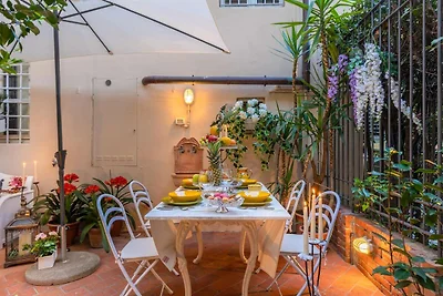 Wohnung in Lucca mit privatem Garten