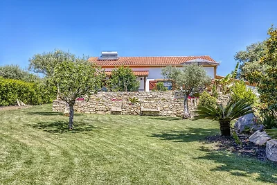 Carcavelos Villa mit Pool