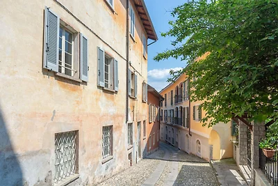 Ferienhaus mit Balkon in Cannero Riviera