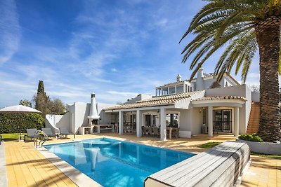 Villa nella città costiera di Carvoeiro,...