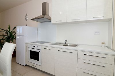 Moderne Ferienwohnung in Ljubac mit Meer in d...