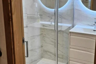 Wohnung bei Meia Praia mit Meerblick