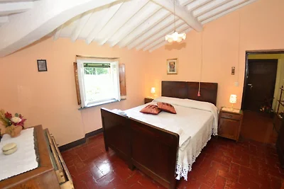Bauernhaus in Pescaglia mit Schwimmbad