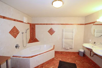 Moderne Ferienwohnung mit Sauna in Kaltenbach