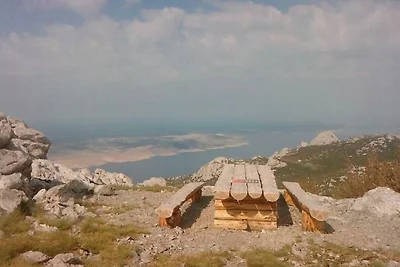 Ferienhaus in Starigrad mit Balkon