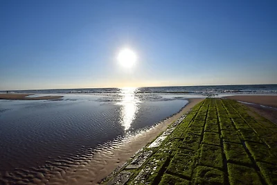 Middelkerke Beach Apartment