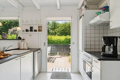 6 Personen Ferienhaus in Dronningmølle