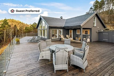 8 Personen Ferienhaus in lyngdal-By Traum