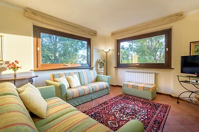 Villa a Lonnano con piscina