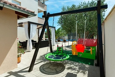 Villa a Stankovci con piscina