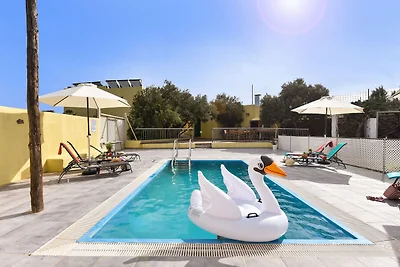Luxuriöse Villa mit Swimmingpool auf den Kana...