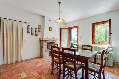 Modernes Cottage mit Swimmingpool in Lido di...