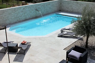 Herrliche Villa mit privatem Pool