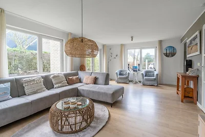 Charmante Villa in der Nähe von Meer und Wald