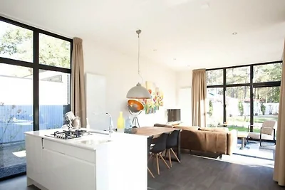 Modern chalet met afwasmachine, vlakbij de...