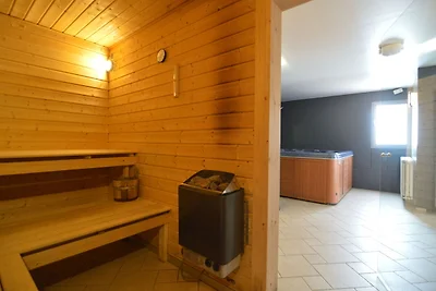 Villa in Robertville in der Nהhe des...