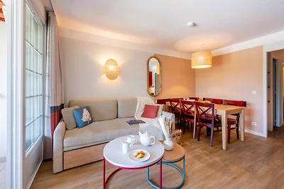 Premium Apartment for 6 near Lake