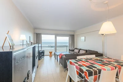 Geräumige Wohnung im 4. Stock