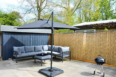 Bungalow in Sint Maartenszee am Strand