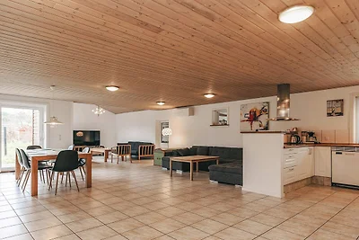 6 Personen Ferienhaus in Asnæs-By Traum