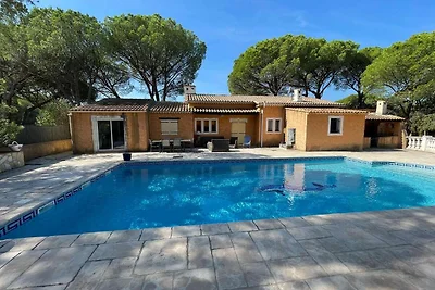 Villa Polau ai margini del bosco