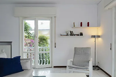 Appartamento a Bogliasco con balcone
