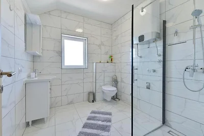 Three Bedroom apartment with Terrace and Swim...