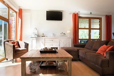 Ruhiges Ferienhaus mit eigenem Swimmingpool i...