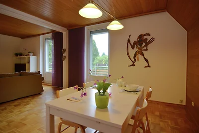 Wohnung im Weserbergland mit Garten