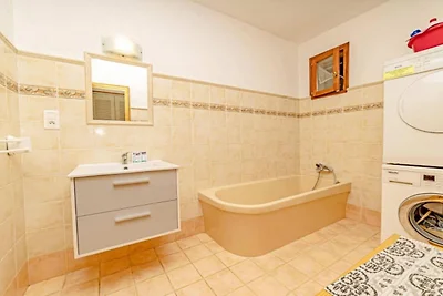 Ruim appartement met tuin, ideaal voor...