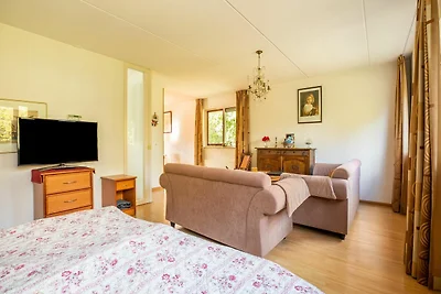 Komfortable Wohnung mit französischem Balkon