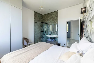 Luxuriöse Villa mit beheiztem Pool 6SZ/12P - ...