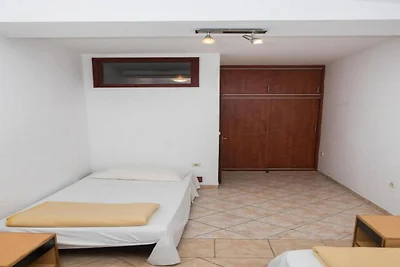 Schöne Wohnung in Brodarica