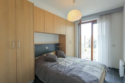 Appartement met 2 kamers en balkon