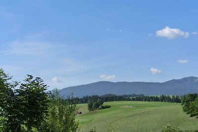 Mooie vakantiewoning met balkon in Beieren