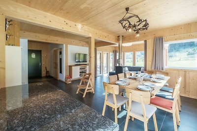 Superior Chalet met sauna en whirlpool