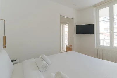 Charmant appartement met balkon in het hart v...
