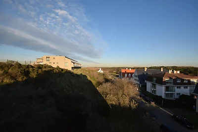Penthouse in De Haan met Uitzicht op Zee