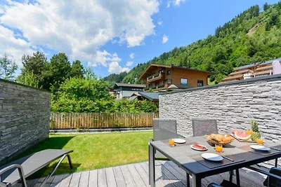 Appartement in Neukirchen bij Skilift & Sauna