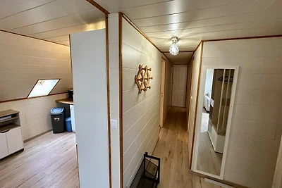 Geräumiger Platz an den Wanderwegen