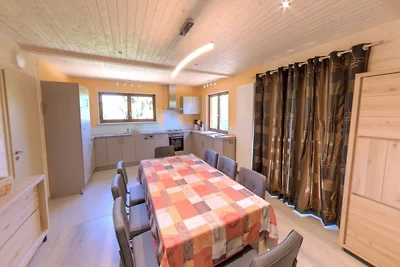 Luxuriöses Chalet mit Sauna im Wald bei...