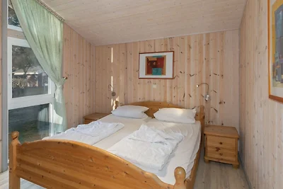 Ferienhaus mit Sauna im Ferienpark Mirow