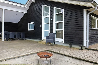 10 Personen Ferienhaus in Løgstør-By Traum