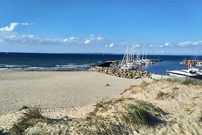6 Personen Ferienhaus in Dronningmølle