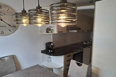 Luce Hilltop Cozy Apartment - Two Bedroom...