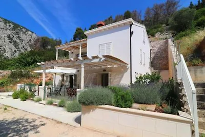Apartments Seafront Silence - One Bedroom Apa...