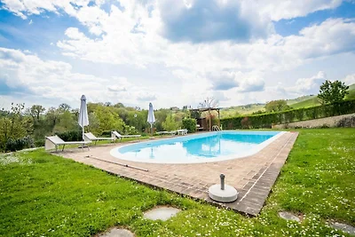 Bauernhaus in Città di Castello mit Terrasse