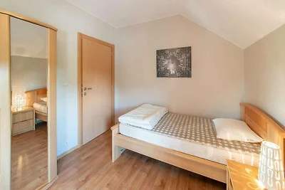 Einladendes Ferienhaus in Robertville mit...