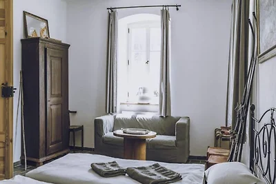 Appartement avec jardin près de Janowice